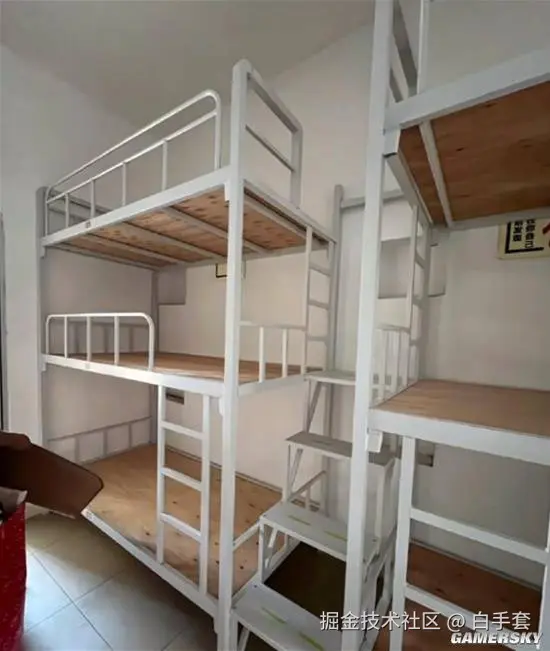 白手套于2025-11-27 08:11发布的图片