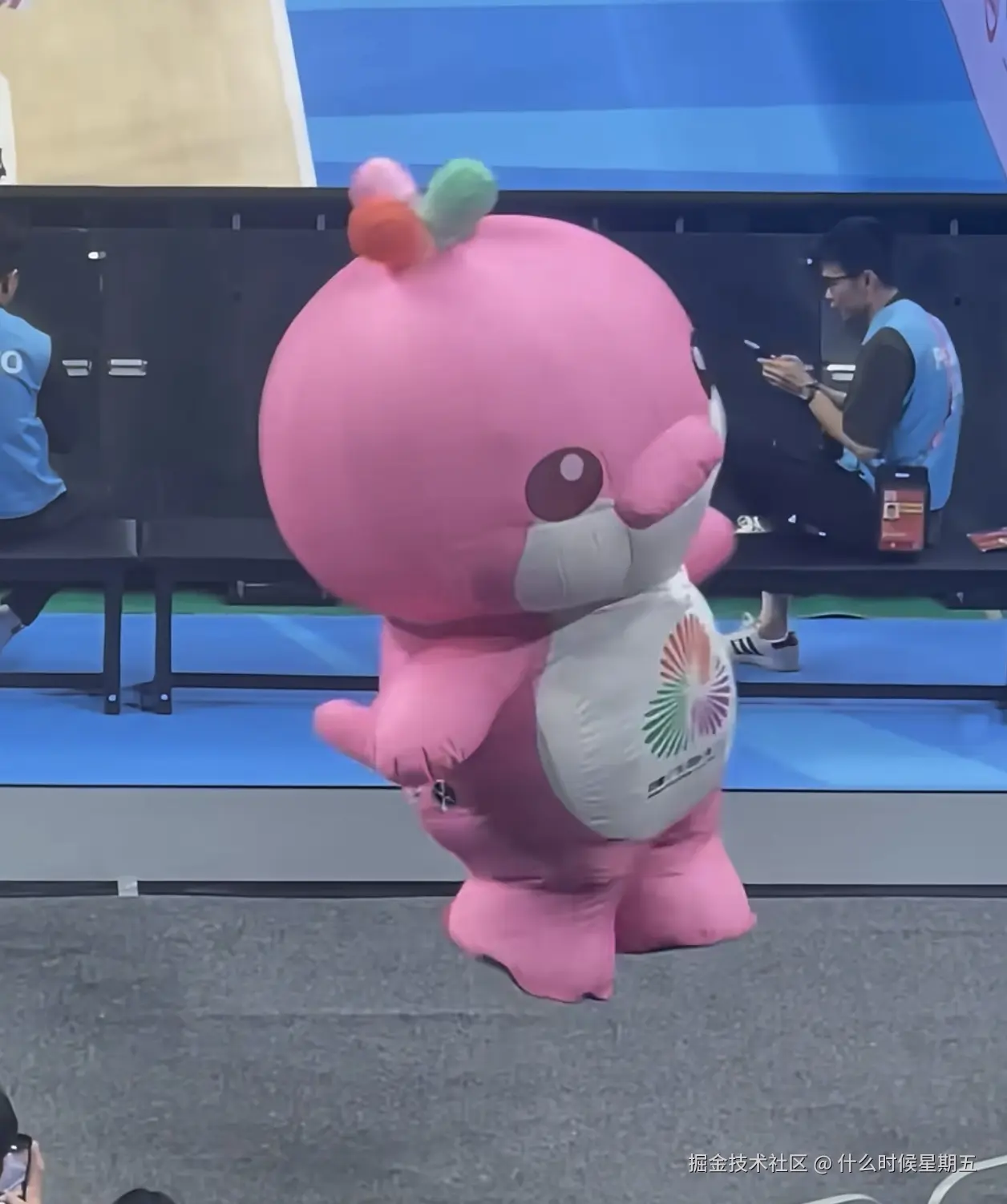 什么时候星期五于2025-11-11 16:35发布的图片