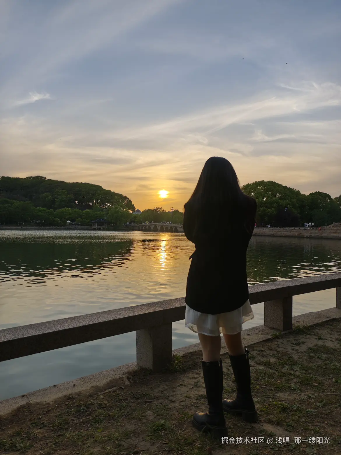 浅唱_那一缕阳光于2025-04-22 09:53发布的图片