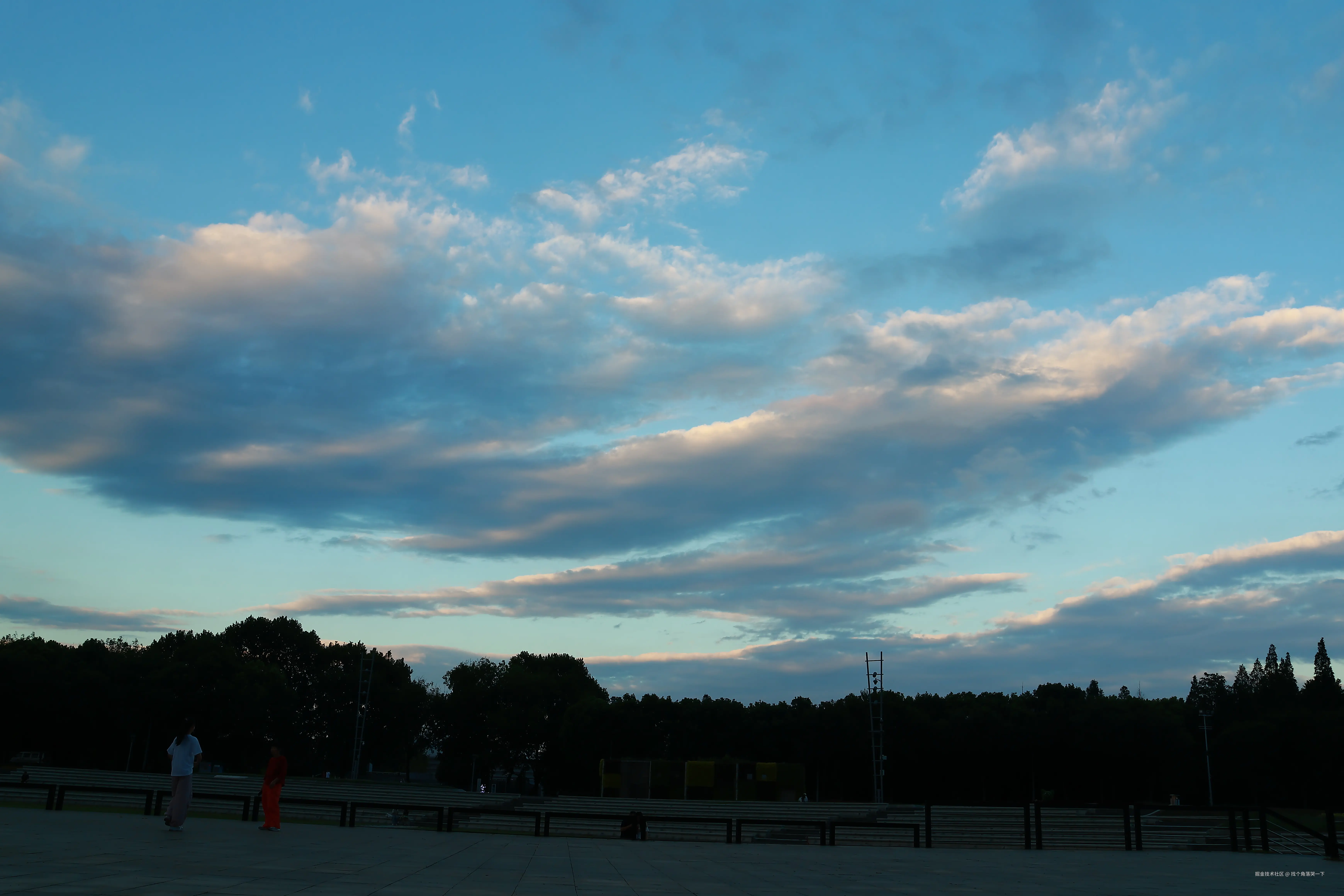 找个角落哭一下于2025-07-28 13:51发布的图片