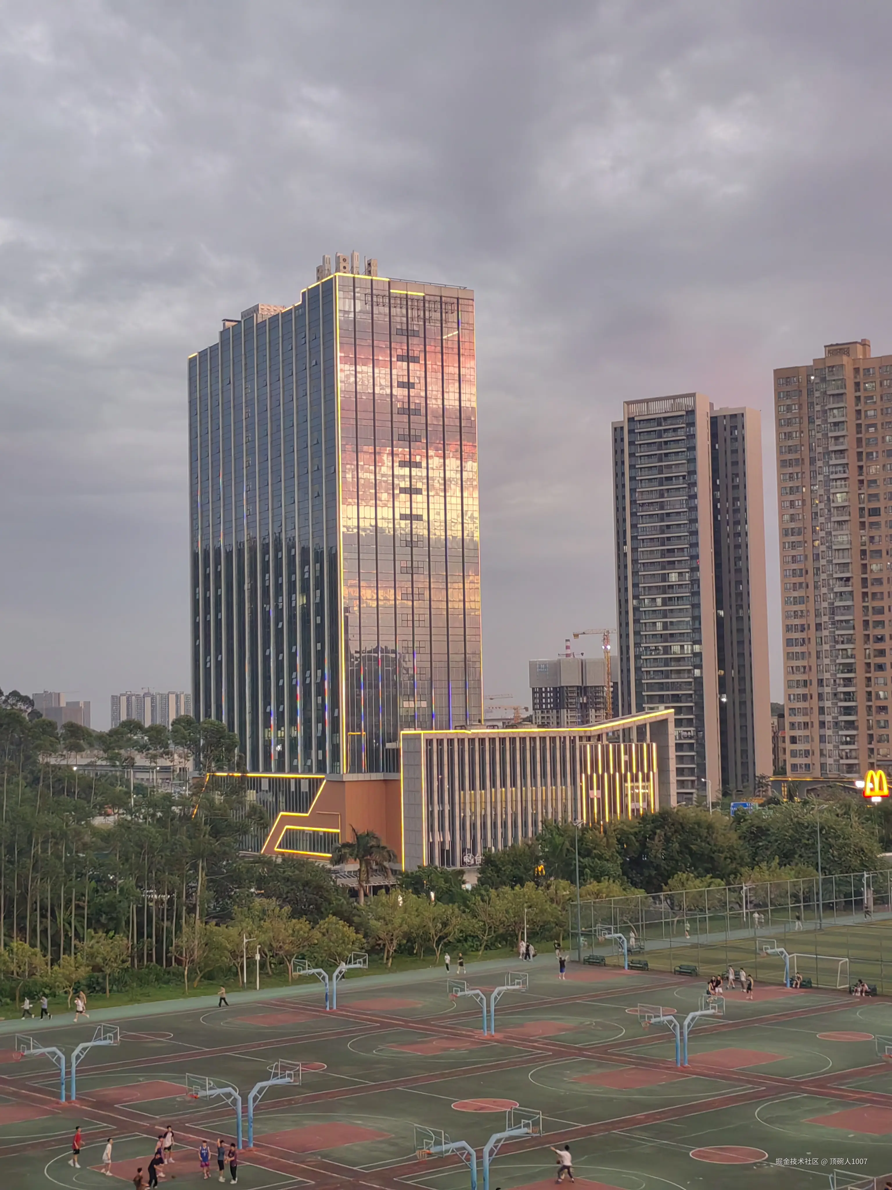 顶碗人1007于2024-11-19 00:02发布的图片