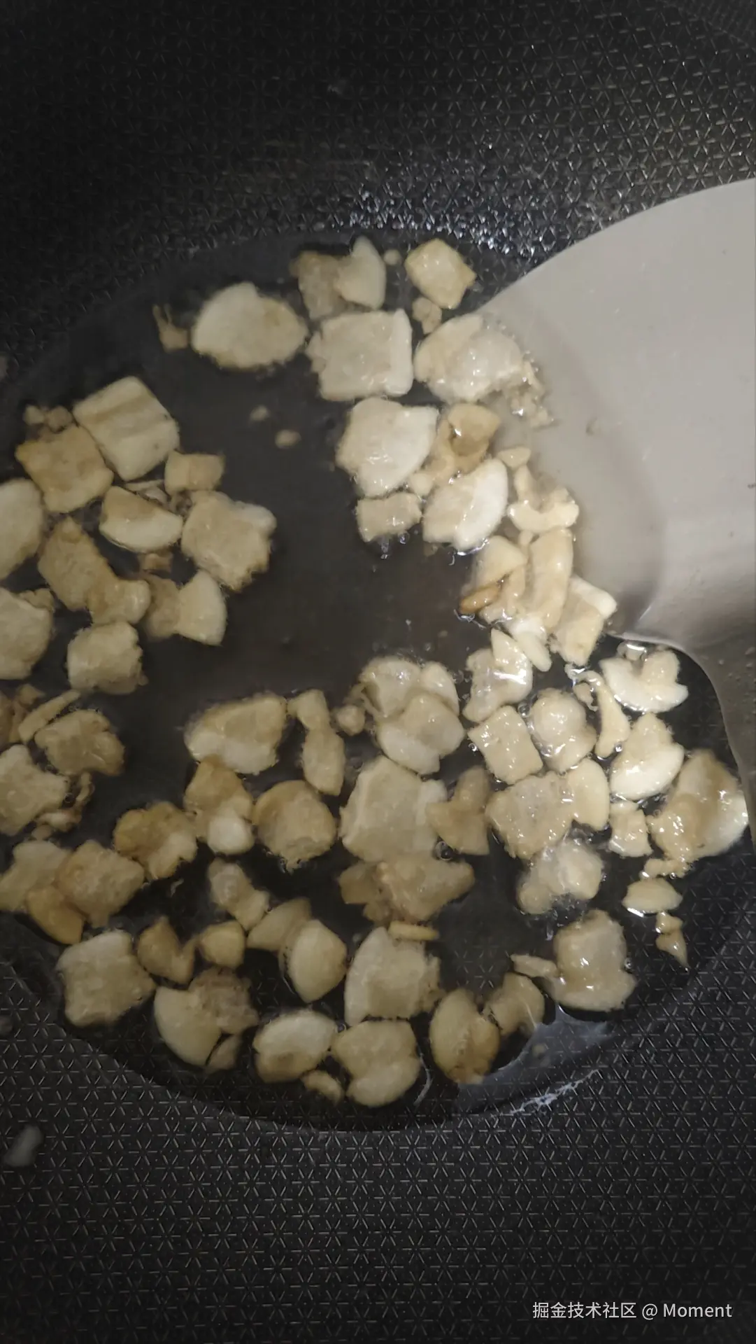 Moment于2025-08-20 14:50发布的图片