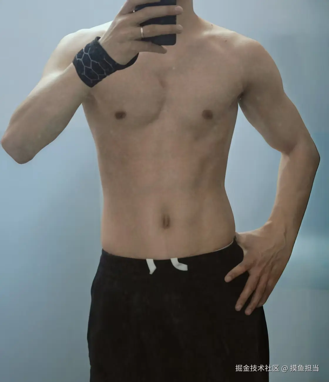 摸鱼担当于2025-12-05 11:04发布的图片