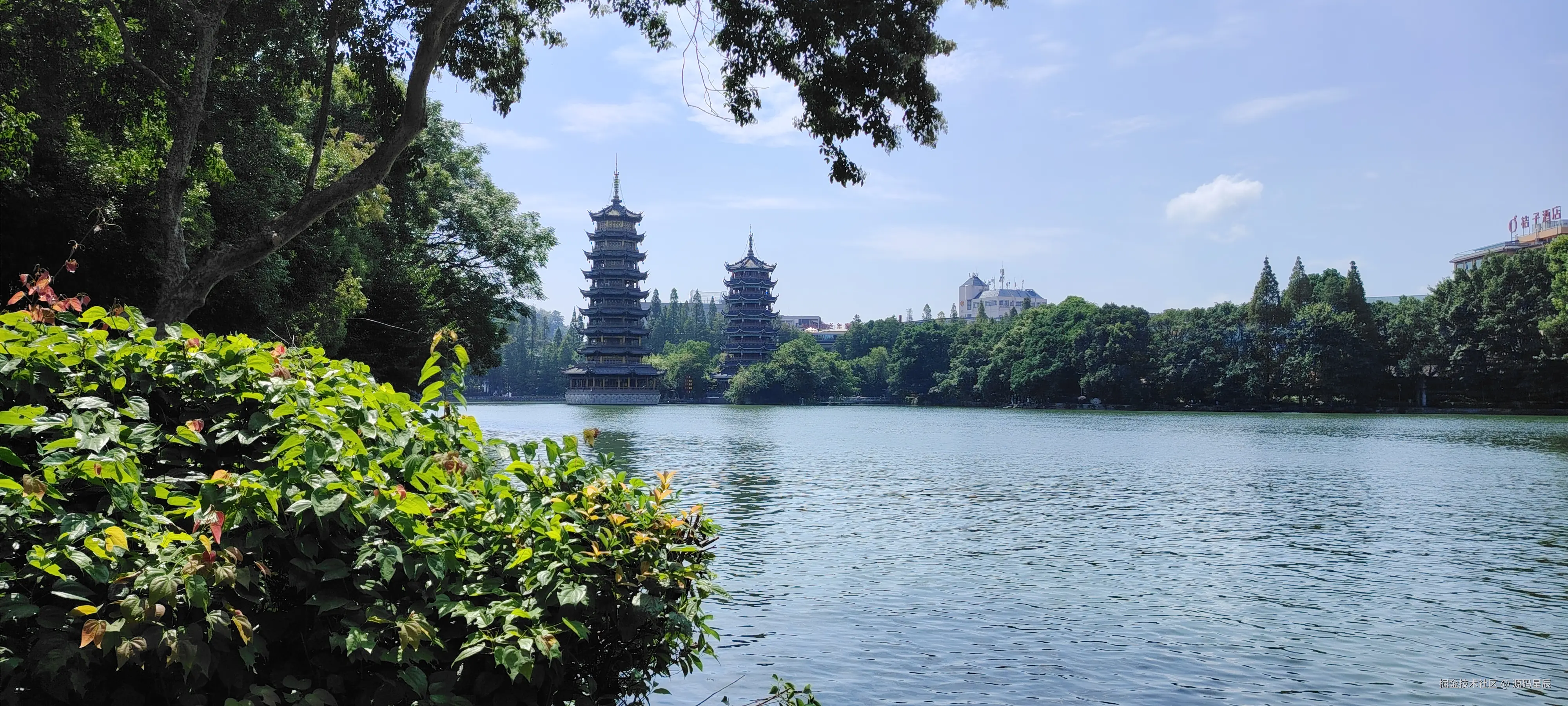 源码星辰于2025-10-11 10:47发布的图片