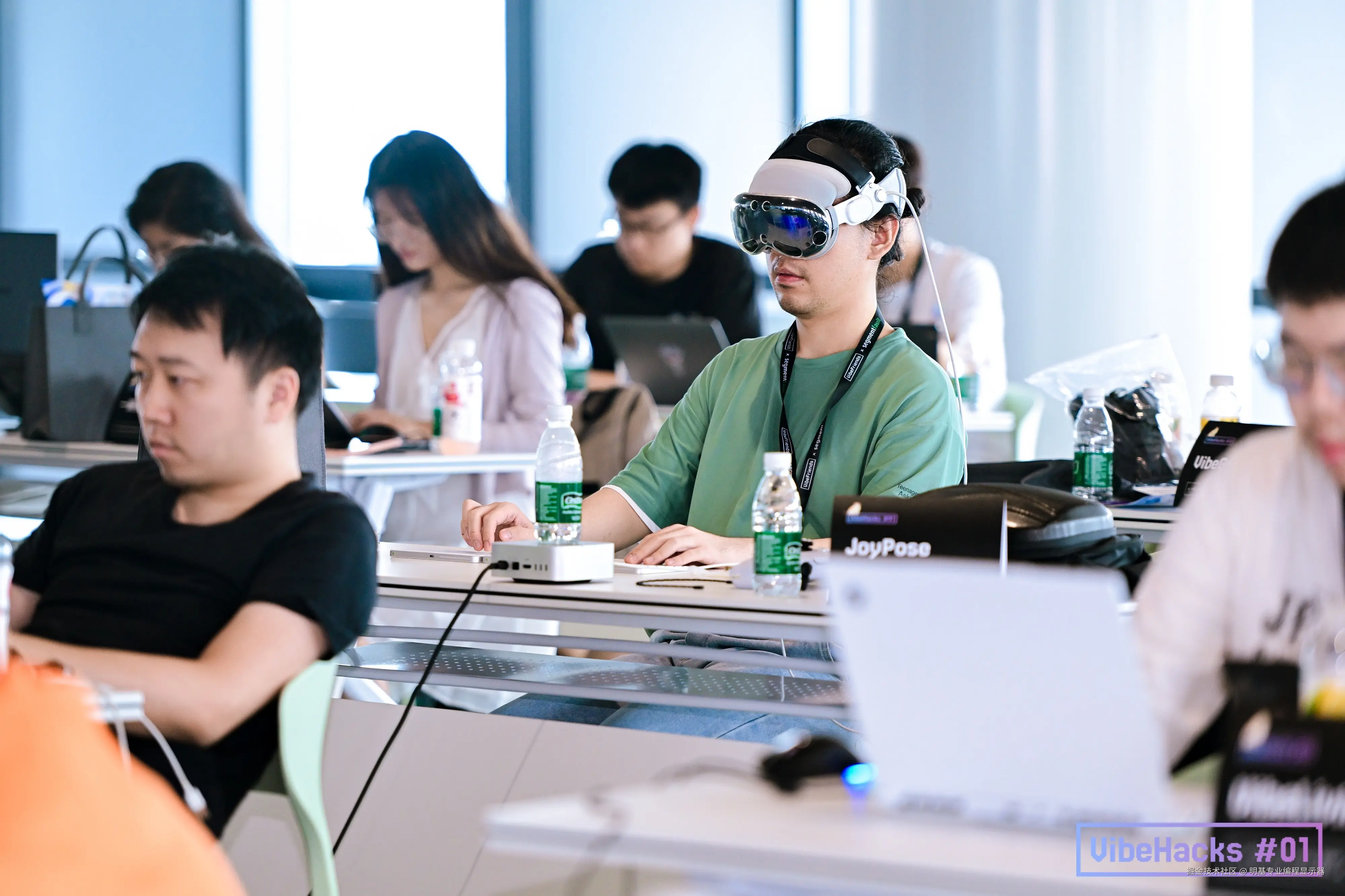 明基专业编程显示器于2025-09-18 16:33发布的图片