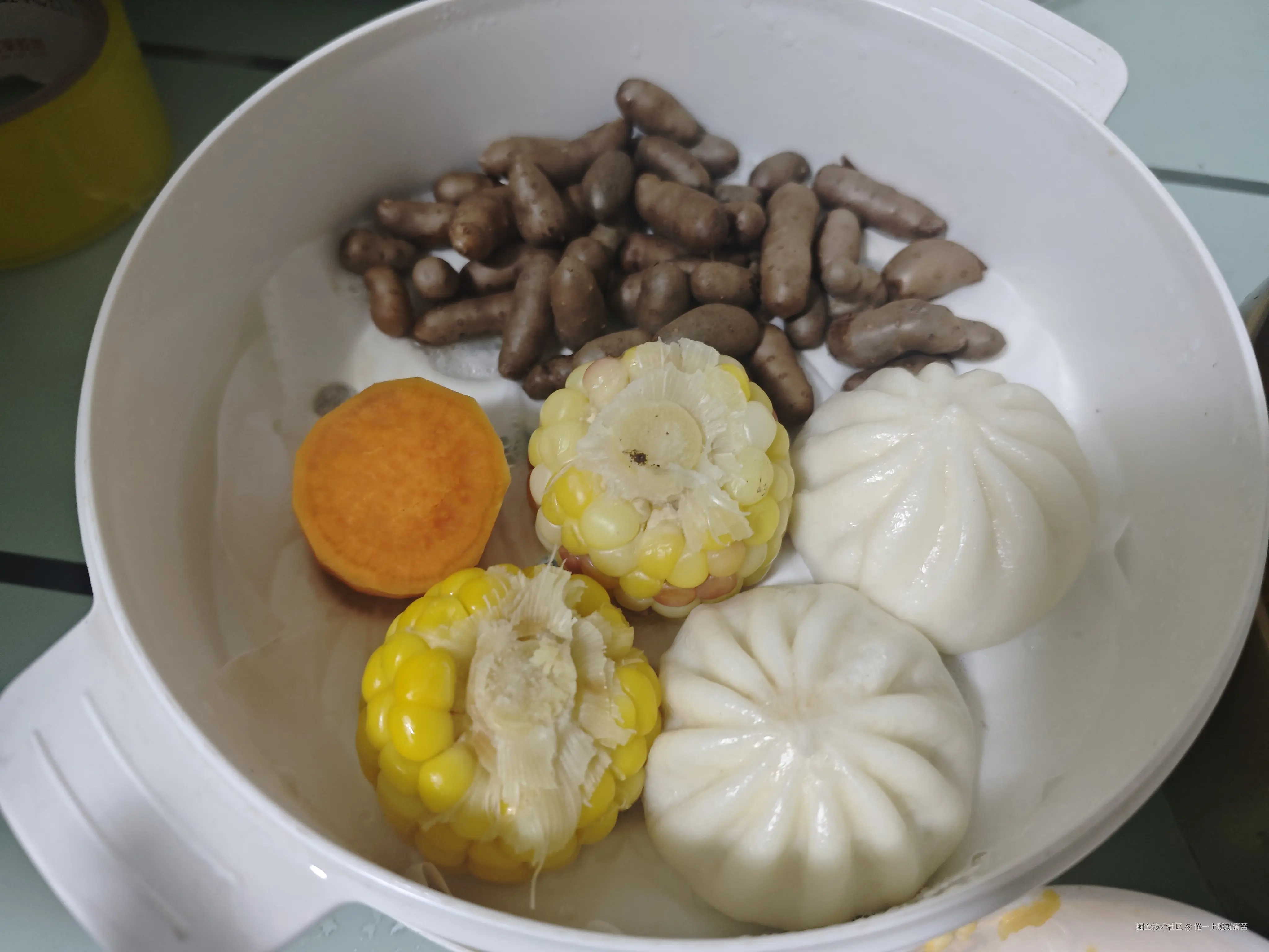 俺一上班就痛苦于2025-12-08 12:16发布的图片