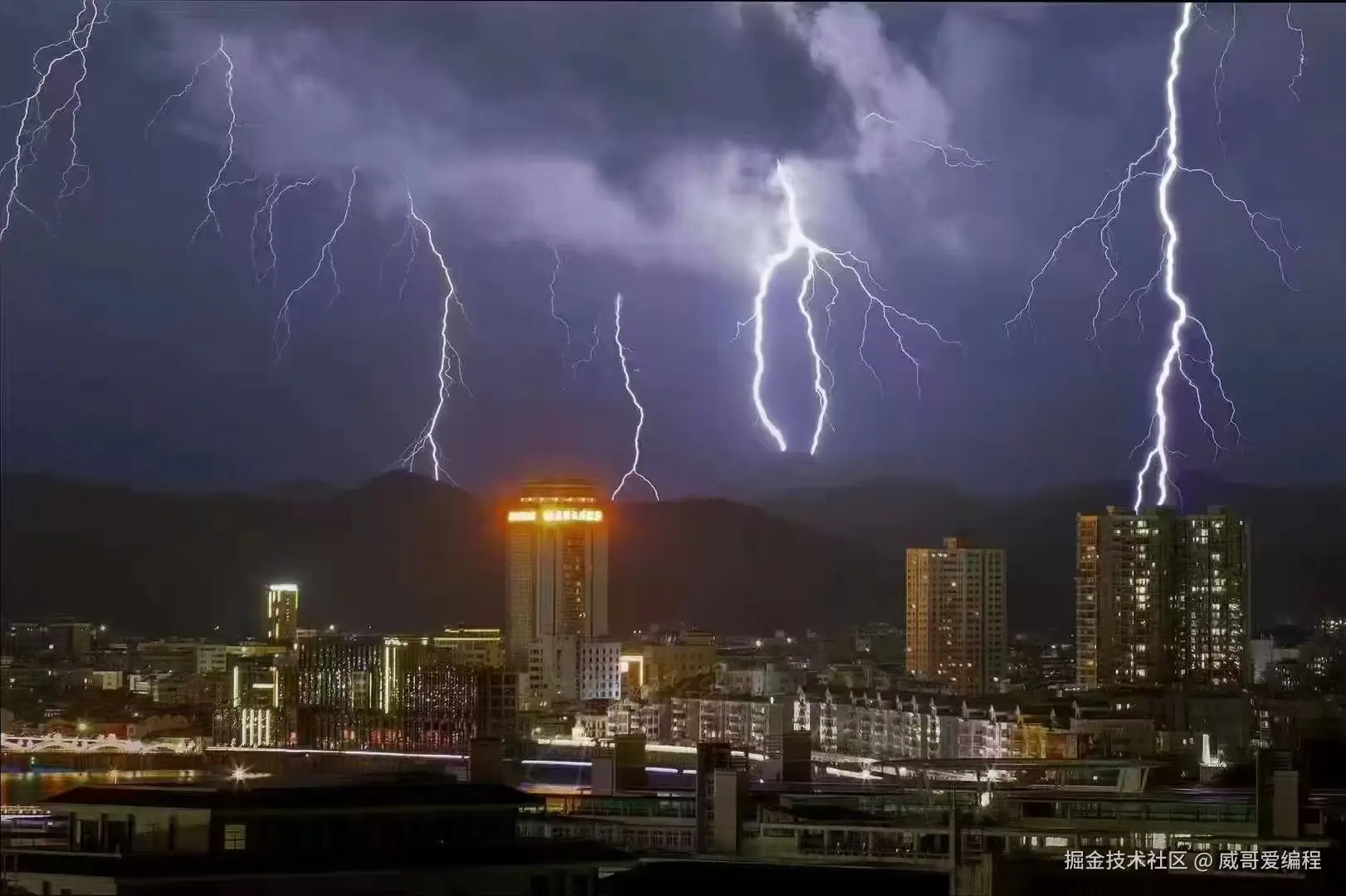 威哥爱编程于2024-09-05 11:12发布的图片