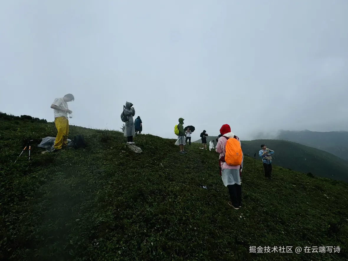 在云端写诗于2025-08-25 06:25发布的图片