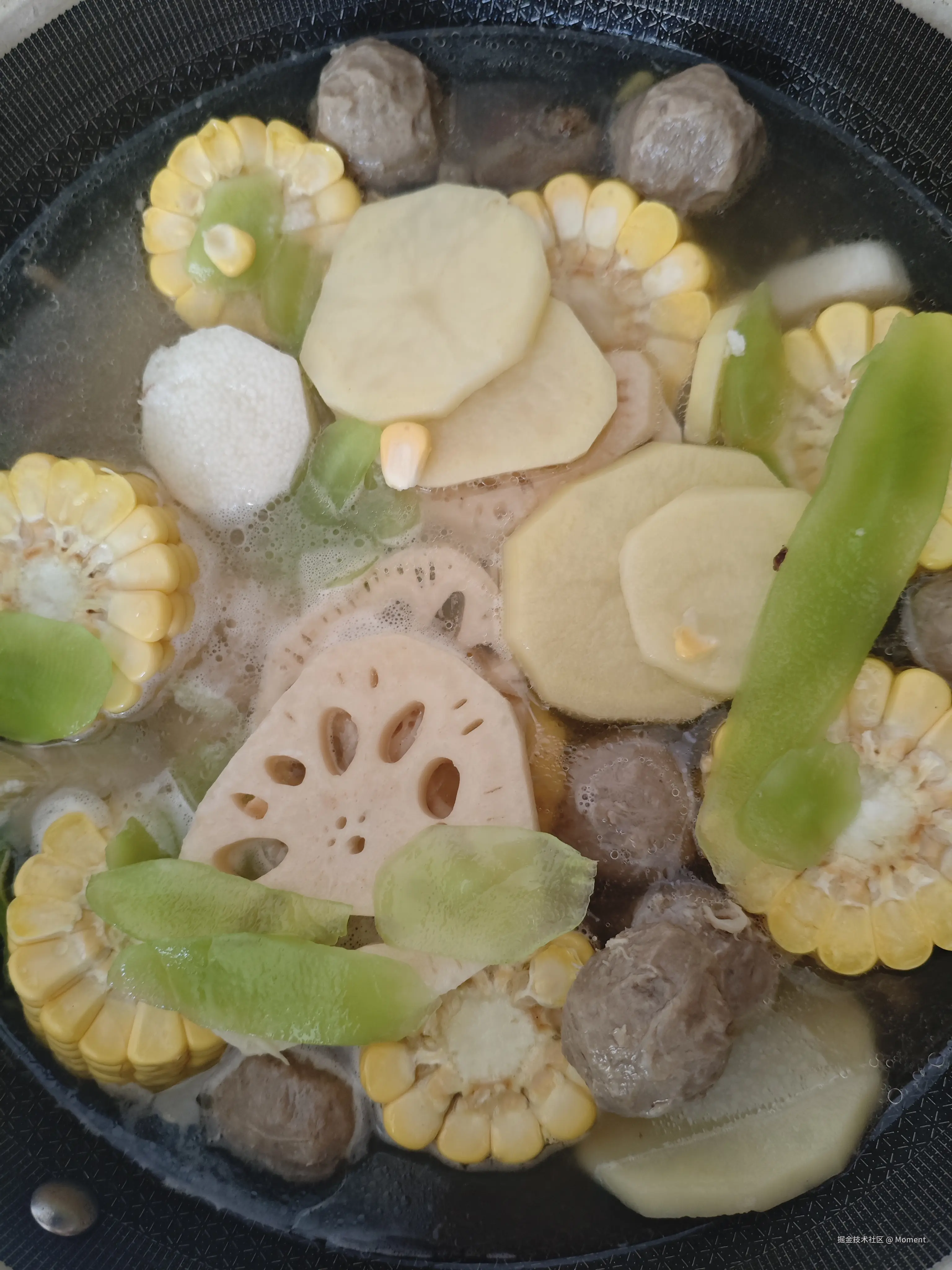 Moment于2025-11-05 10:58发布的图片